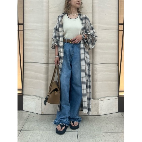 Mila Owen(ミラ オーウェン)のニュース | 【Mila Owen】羽織りとしても活躍する、大人のこなれ感あるロングシャツワンピース