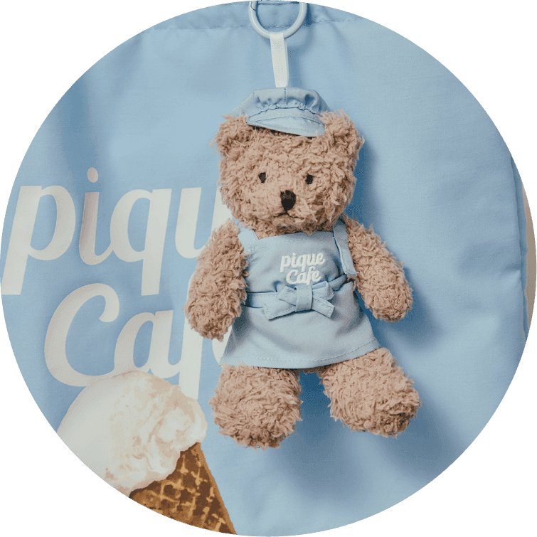 pique Cafe の PIQUE BEAR ぬいぐるみチャーム
