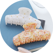 ヘアアクセサリー